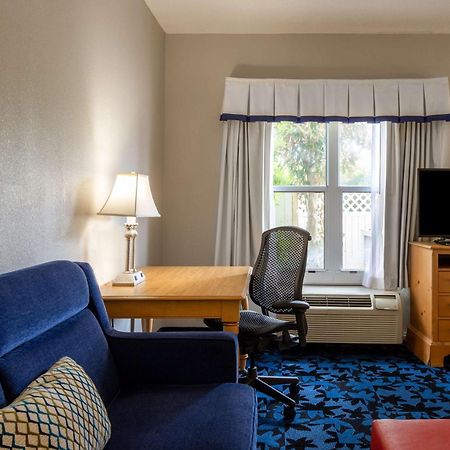 Hampton Inn & Suites Jacksonville Deerwood Park Luaran gambar