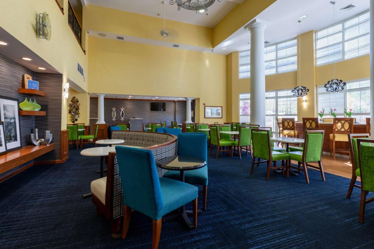 Hampton Inn & Suites Jacksonville Deerwood Park Luaran gambar