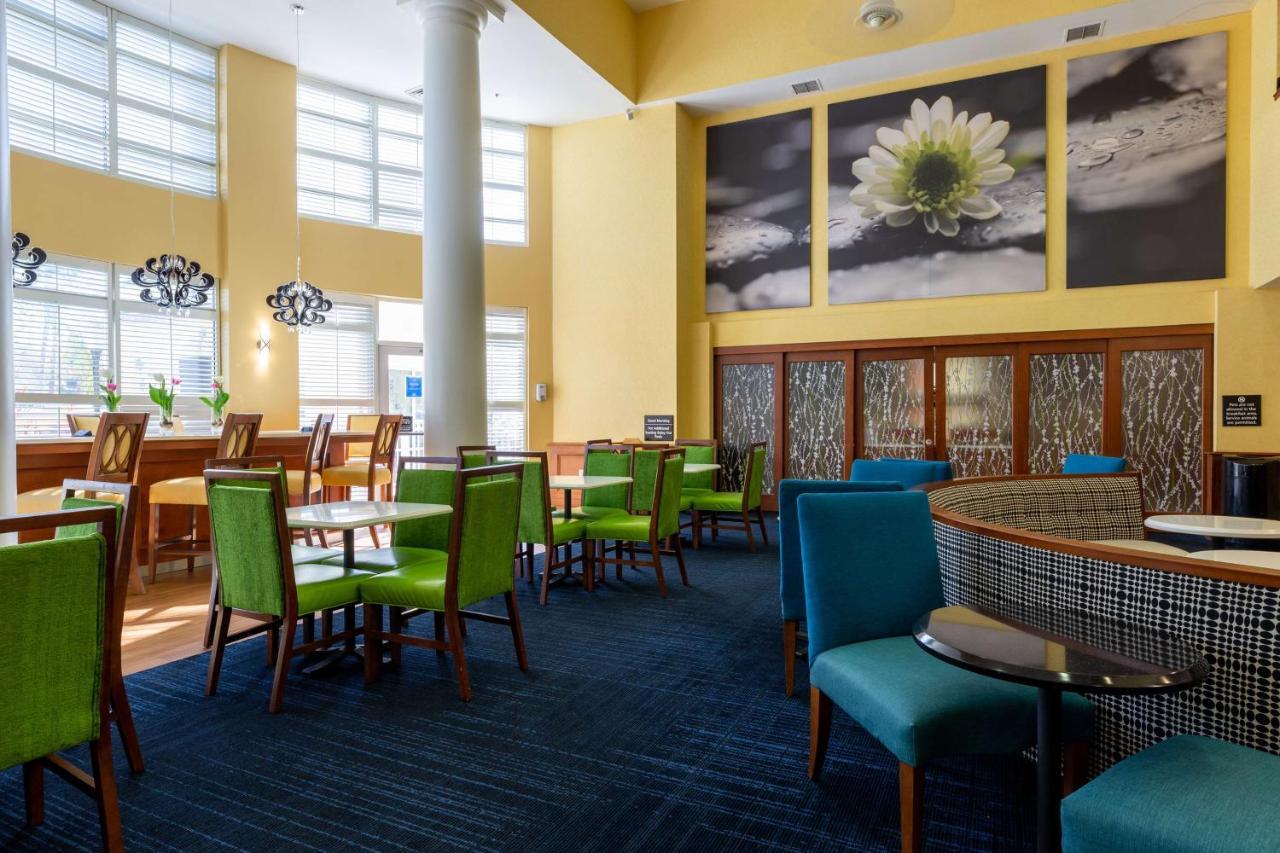 Hampton Inn & Suites Jacksonville Deerwood Park Luaran gambar