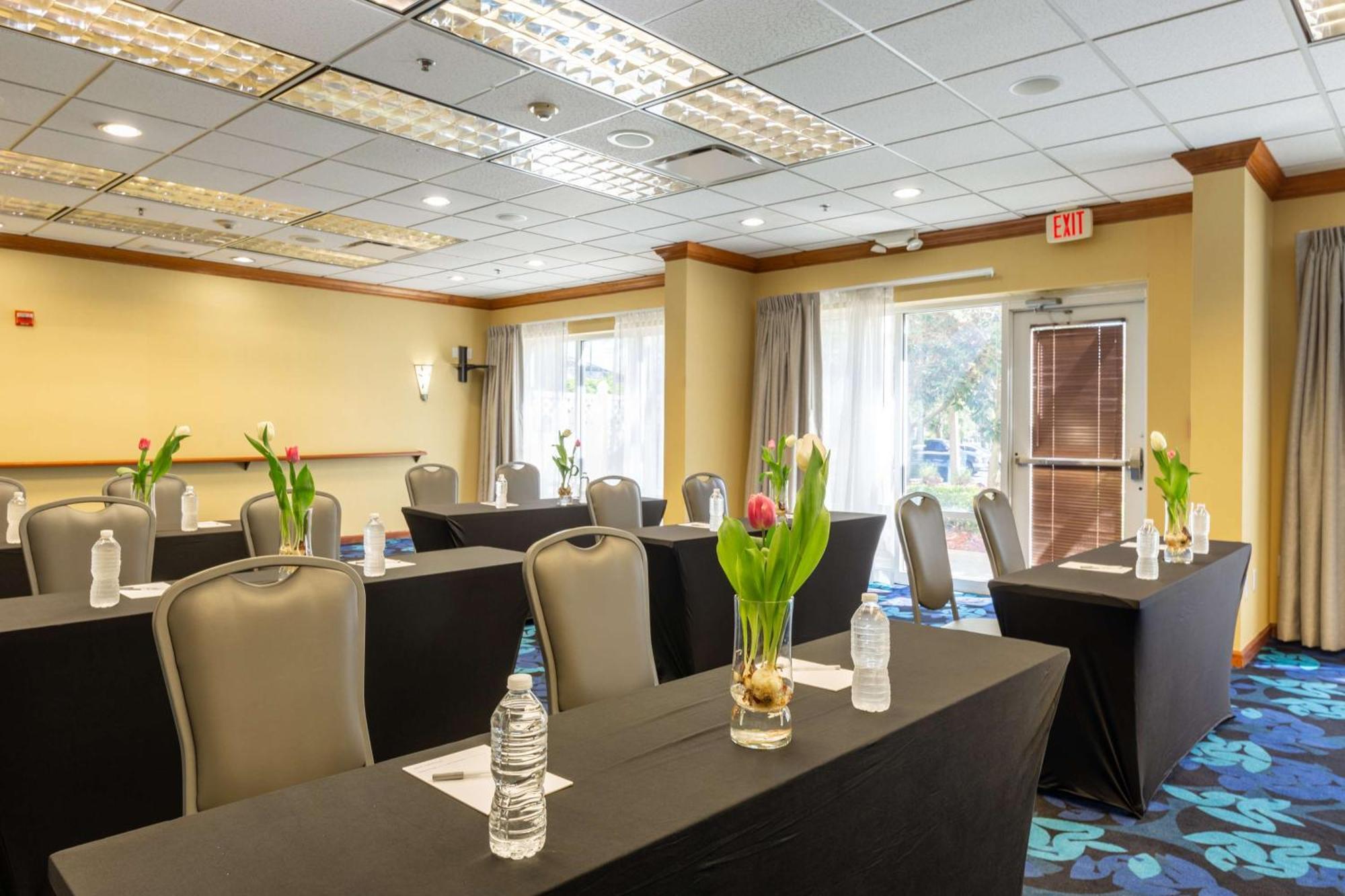 Hampton Inn & Suites Jacksonville Deerwood Park Luaran gambar