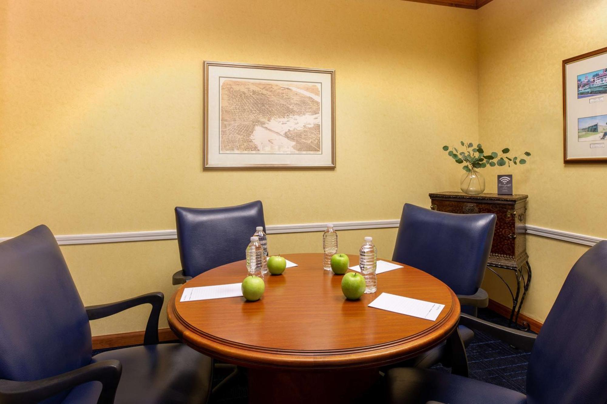 Hampton Inn & Suites Jacksonville Deerwood Park Luaran gambar