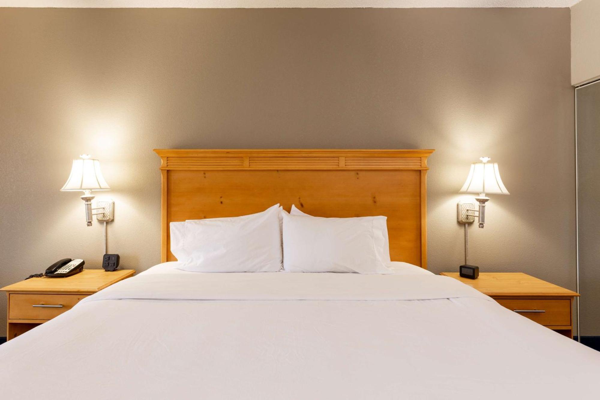 Hampton Inn & Suites Jacksonville Deerwood Park Luaran gambar